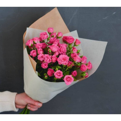 Купить на заказ Букет из 5 кустовых роз с доставкой в Кентау