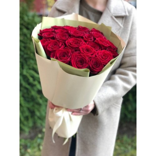 Купить на заказ Букет из 21 красной розы с доставкой в Кентау