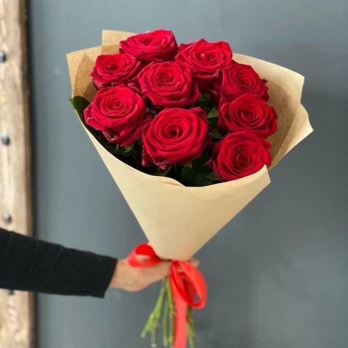Купить на заказ Букет из 9 красных роз с доставкой в Кентау