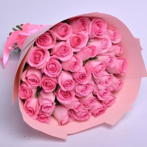 Купить на заказ Букет из 35 розовых роз с доставкой в Кентау