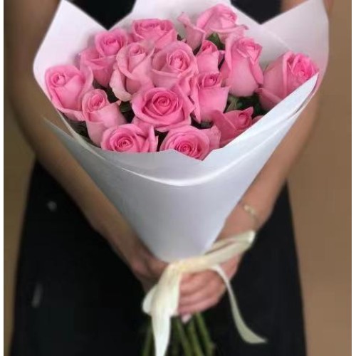 Купить на заказ 15 розовых роз с доставкой в Кентау